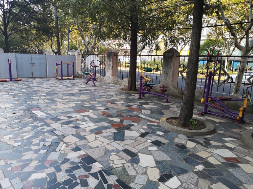 開魯六村居委健身點(diǎn)A