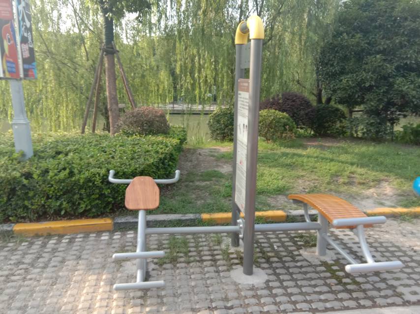 背肌訓(xùn)練器 背肌訓(xùn)練器