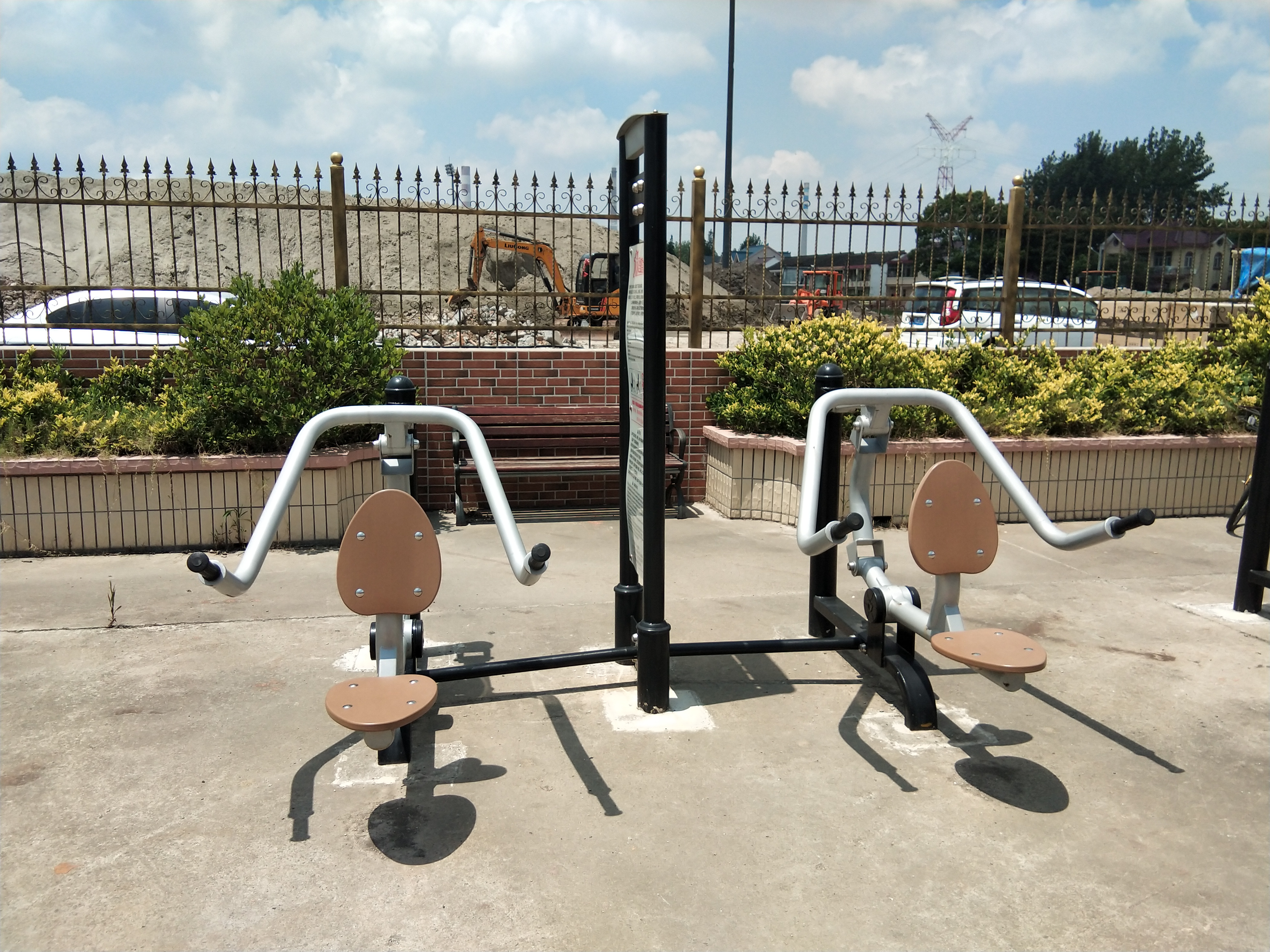 自重式下壓訓練器 自重式下壓訓練器