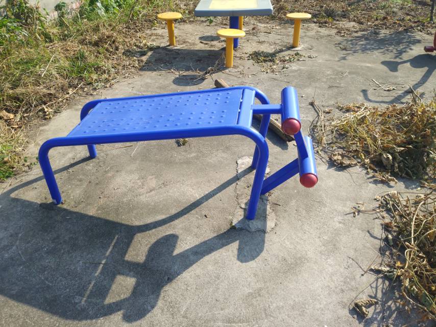 仰臥起坐板 仰臥起坐板