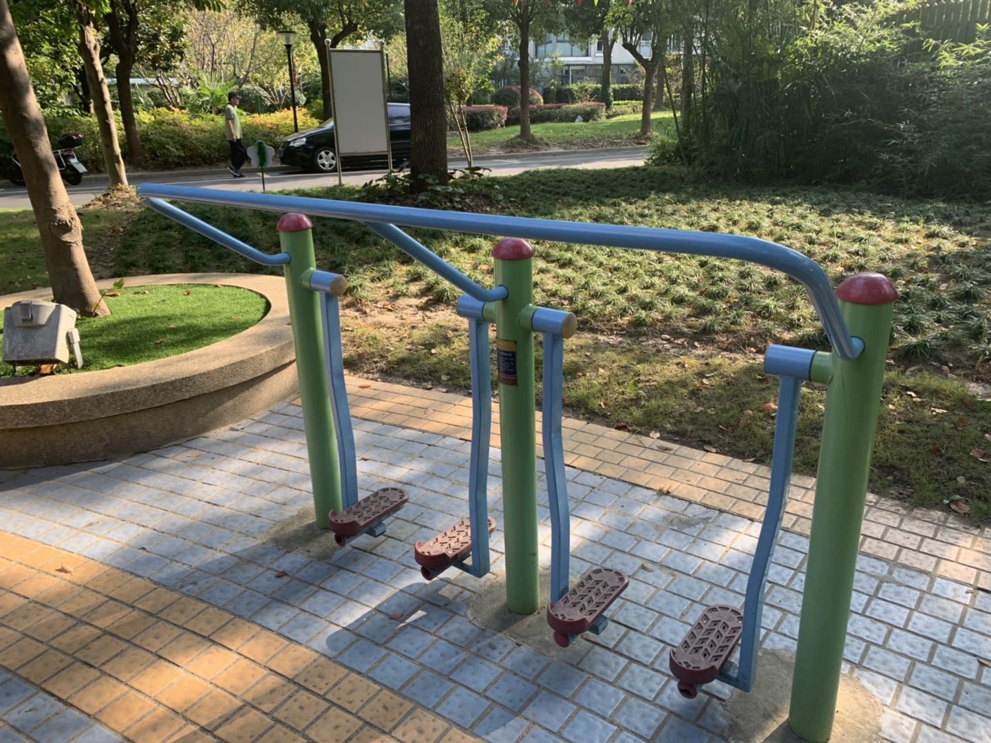 太空漫步器 太空漫步器