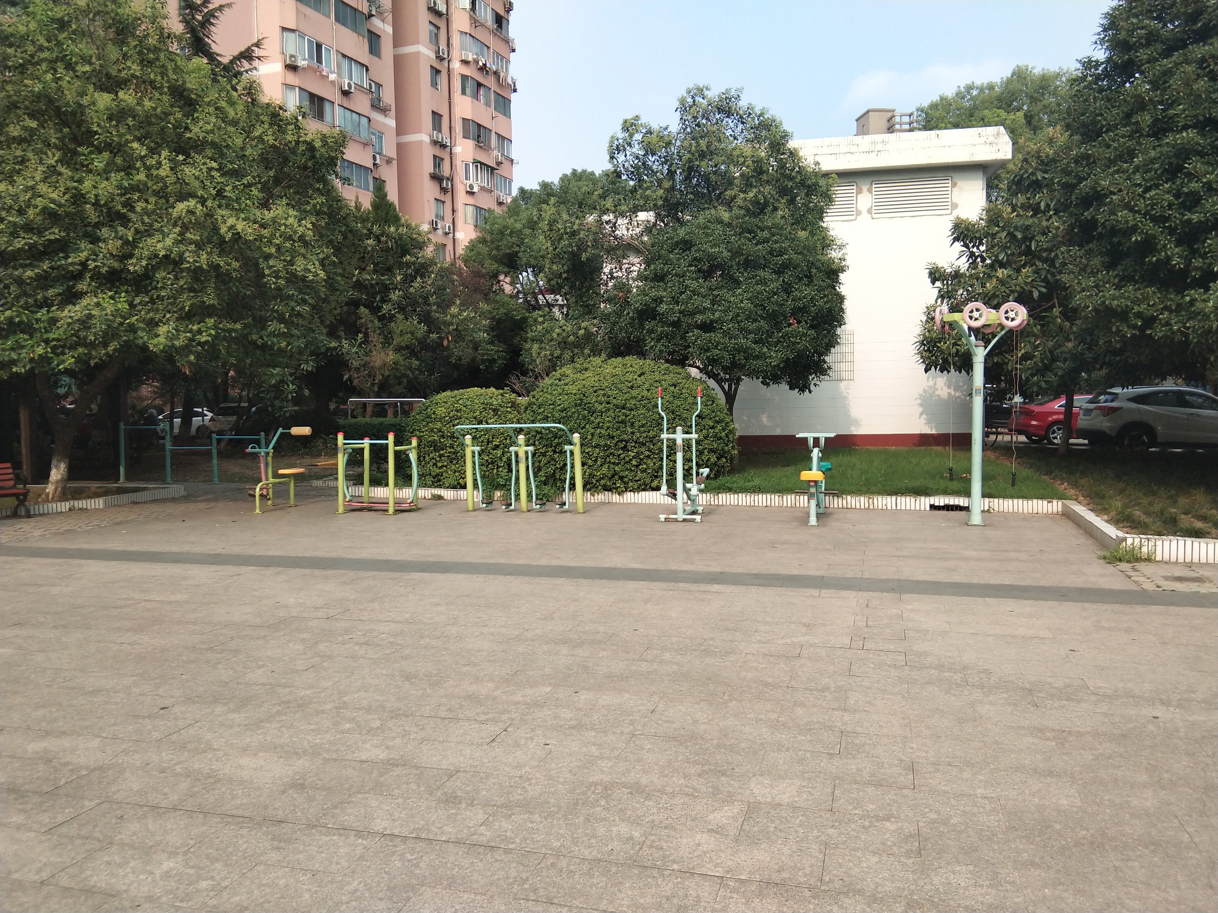 水清三村小花園健身點