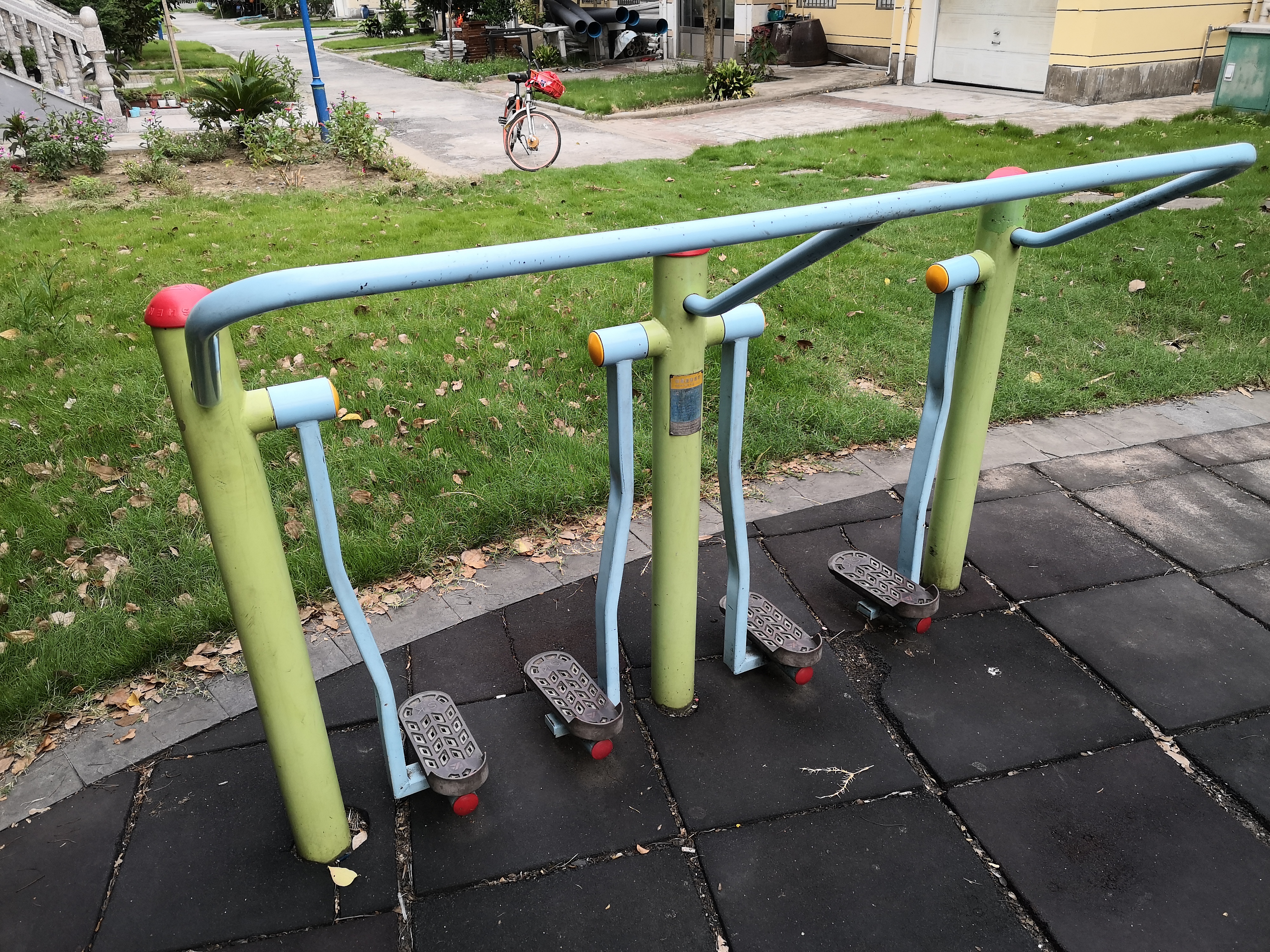 太空漫步器 太空漫步器