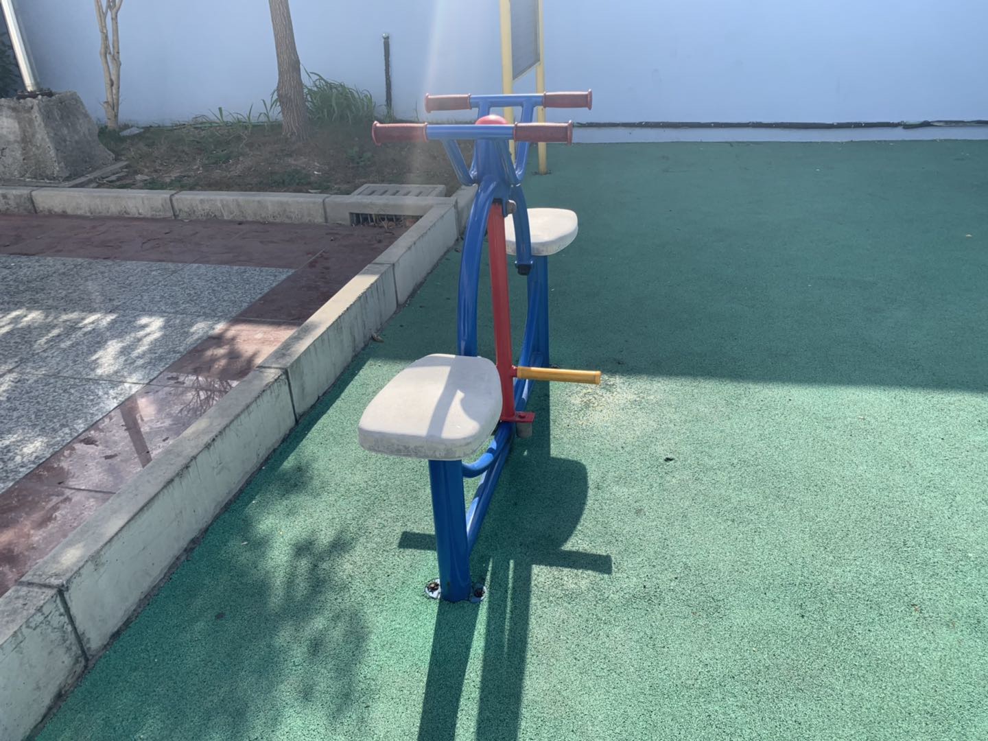 下肢康復(fù)器