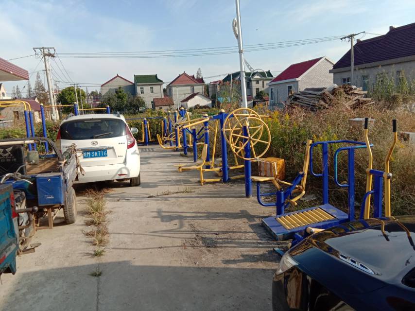 崇明區(qū)中興鎮(zhèn)中興10隊(duì)健身點(diǎn)