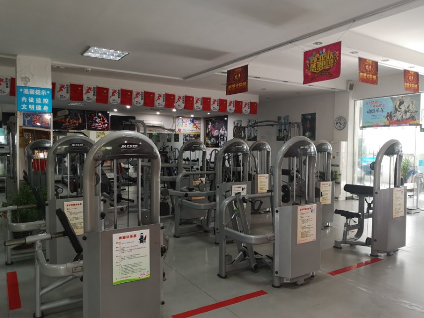 青村鎮(zhèn)社區(qū)百姓健身房