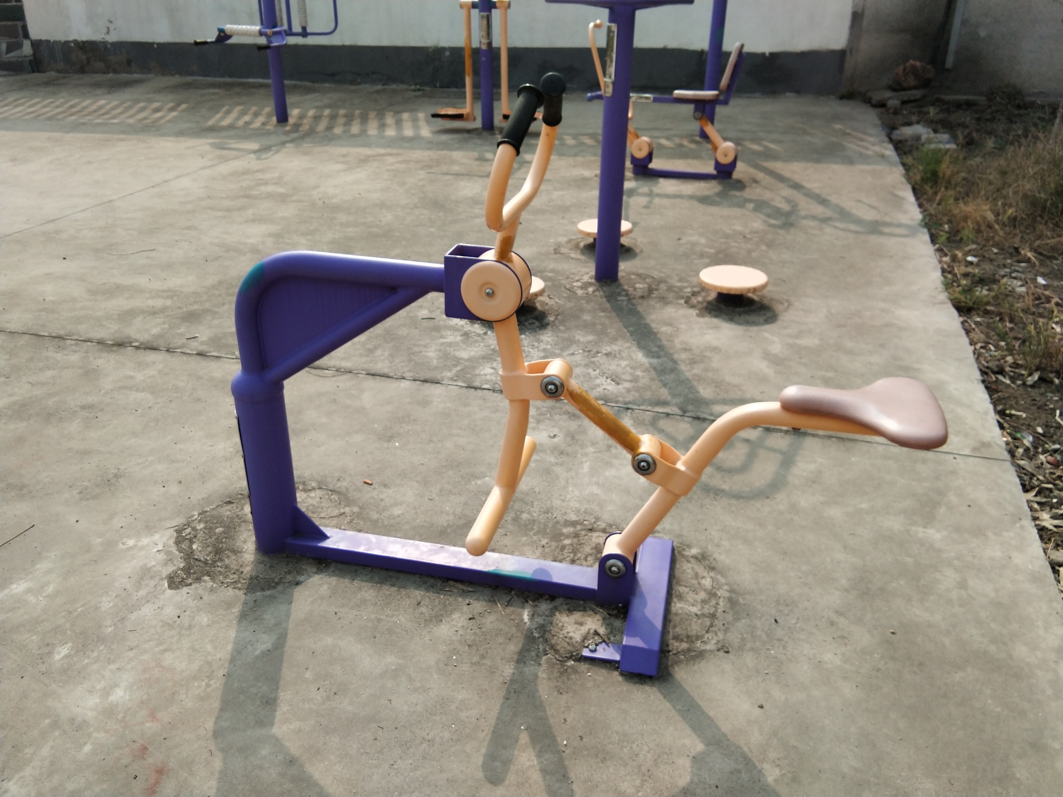 騎馬機(jī) 騎馬機(jī)