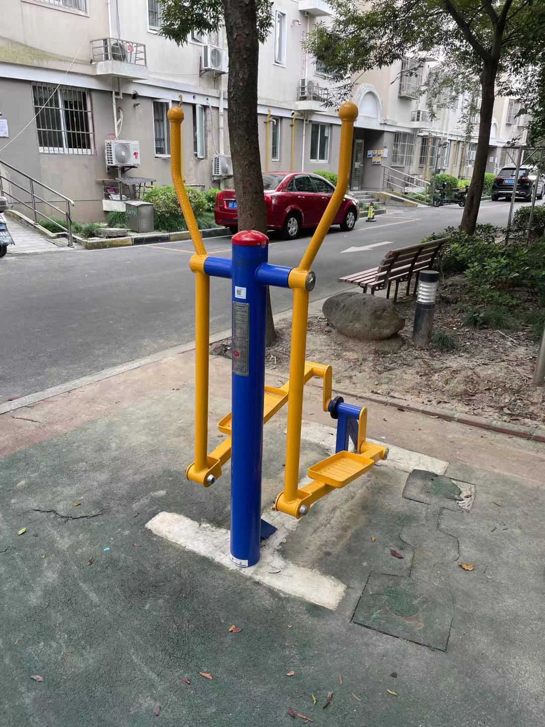 室外橢圓機(jī) 室外橢圓機(jī)