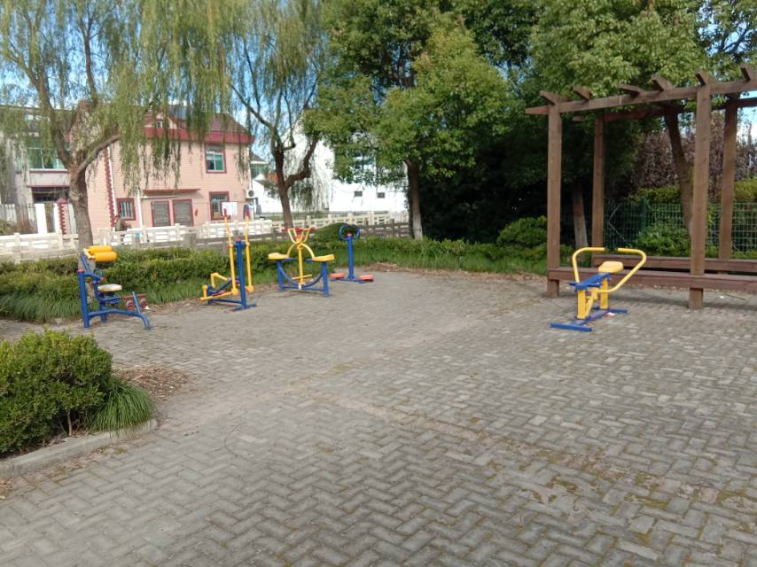 森林村七組楊家宅3號(hào)健身路徑