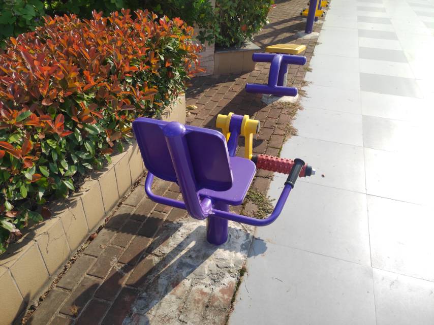 膝關(guān)節(jié)訓(xùn)練器