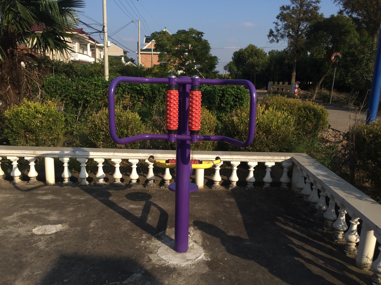 腰背按摩器 腰背按摩器