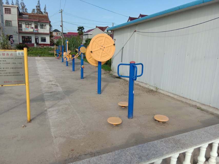 堡鎮(zhèn)小漾村健身點