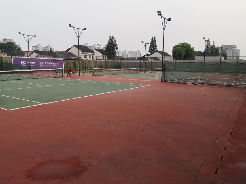 吳涇鎮(zhèn)社區(qū)公共運(yùn)動場