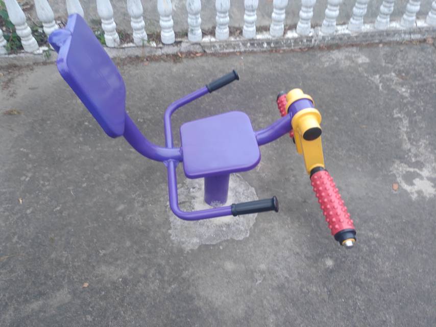 膝關(guān)節(jié)訓(xùn)練器