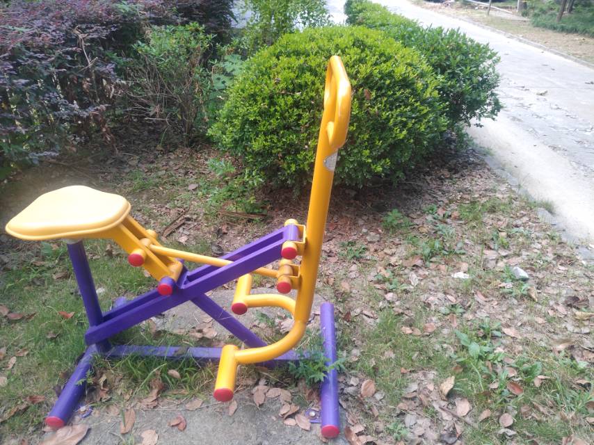 騎馬機(jī) 騎馬機(jī)