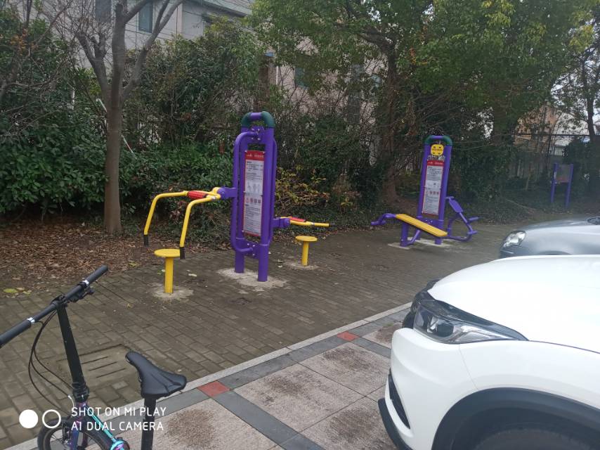 蔡路村村委健身點(diǎn)