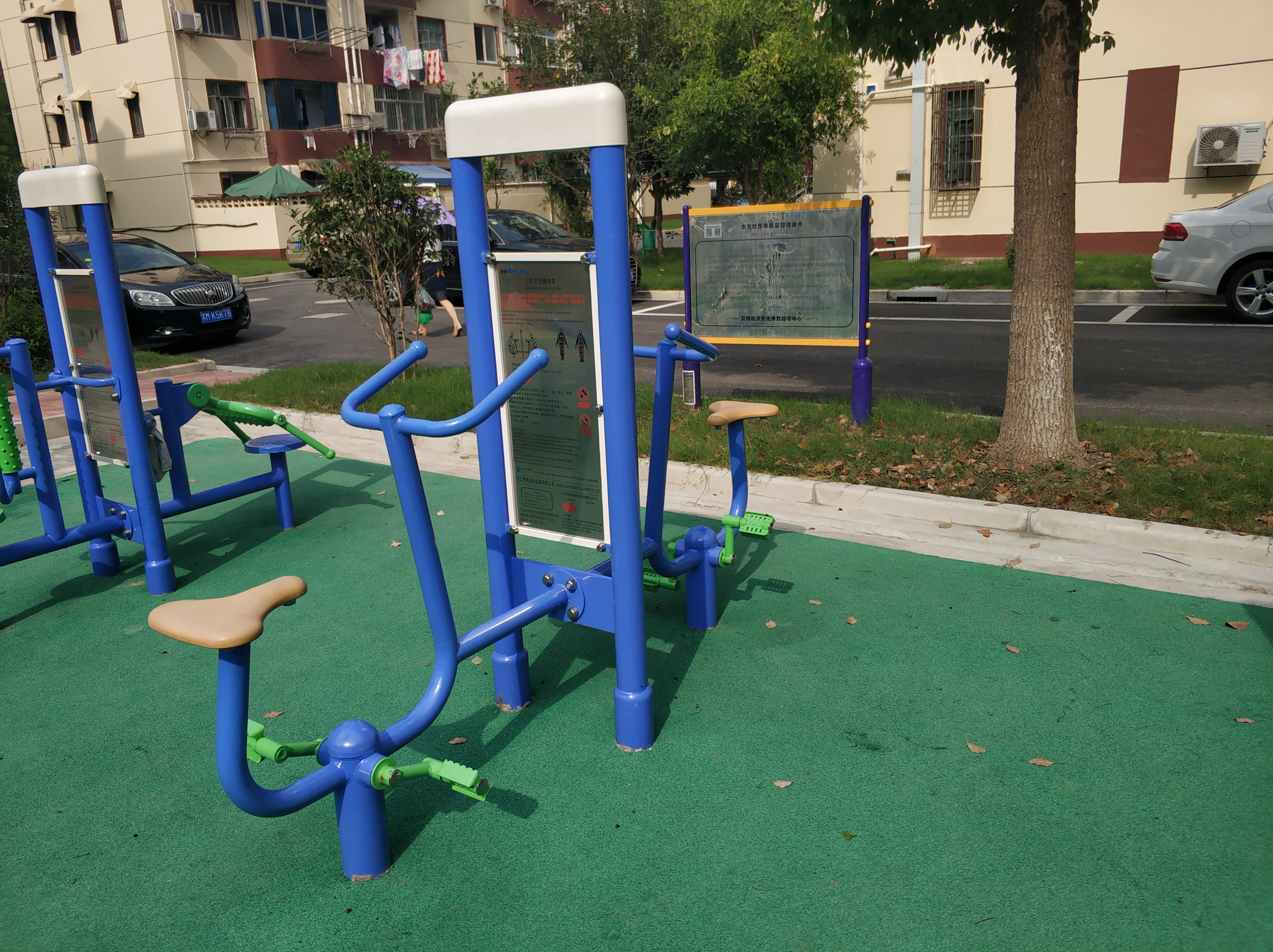 雙立柱健身車 雙立柱健身車