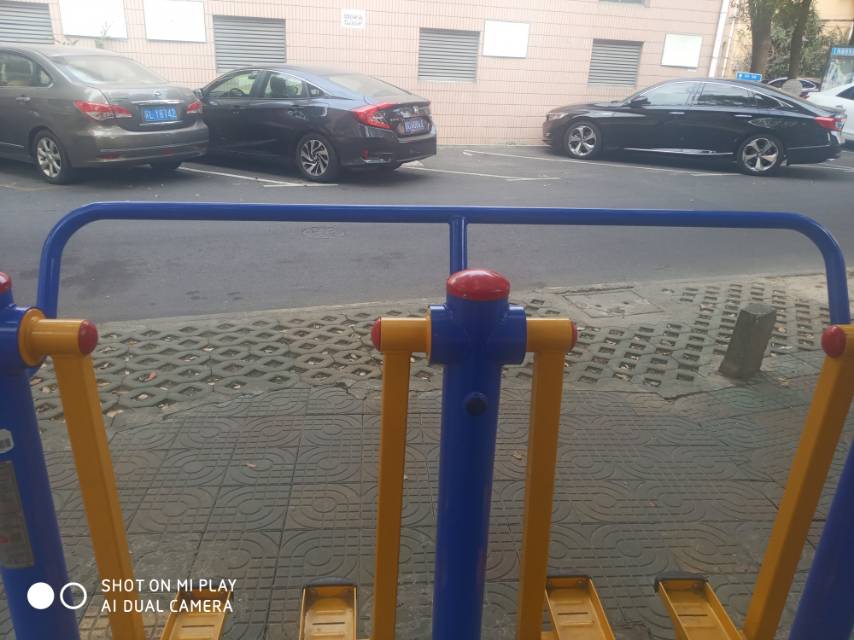 雙位太空漫步機(jī)