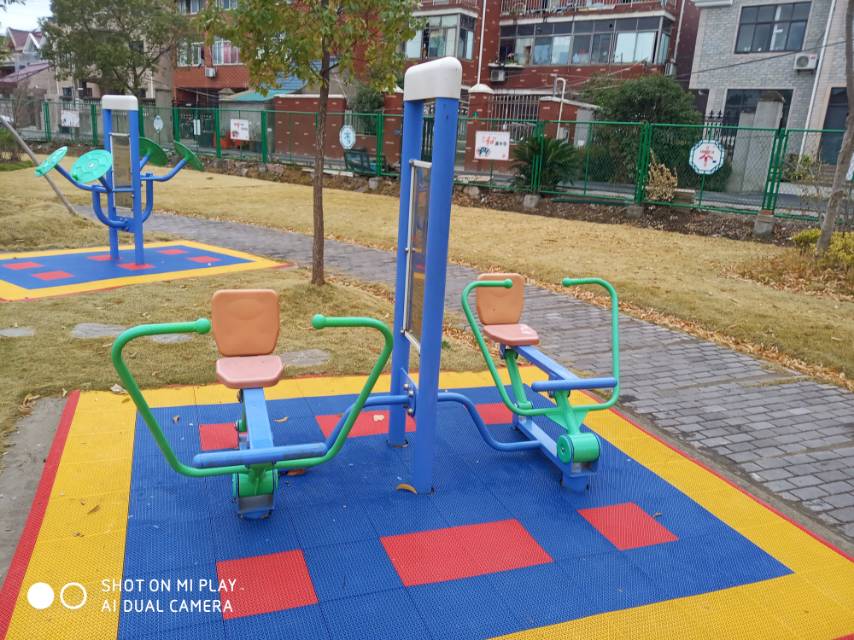 雙立柱平推平拉訓(xùn)練器 雙立柱平推平拉訓(xùn)練器