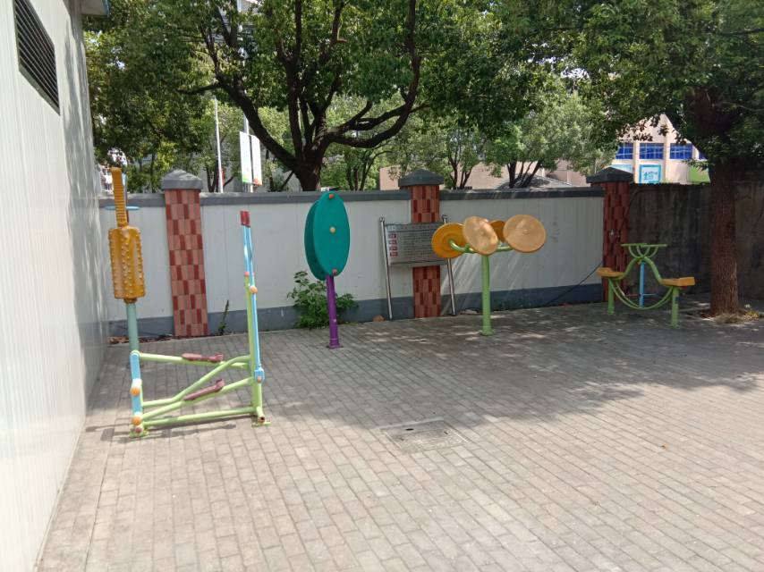 平原新四村健身點(diǎn)