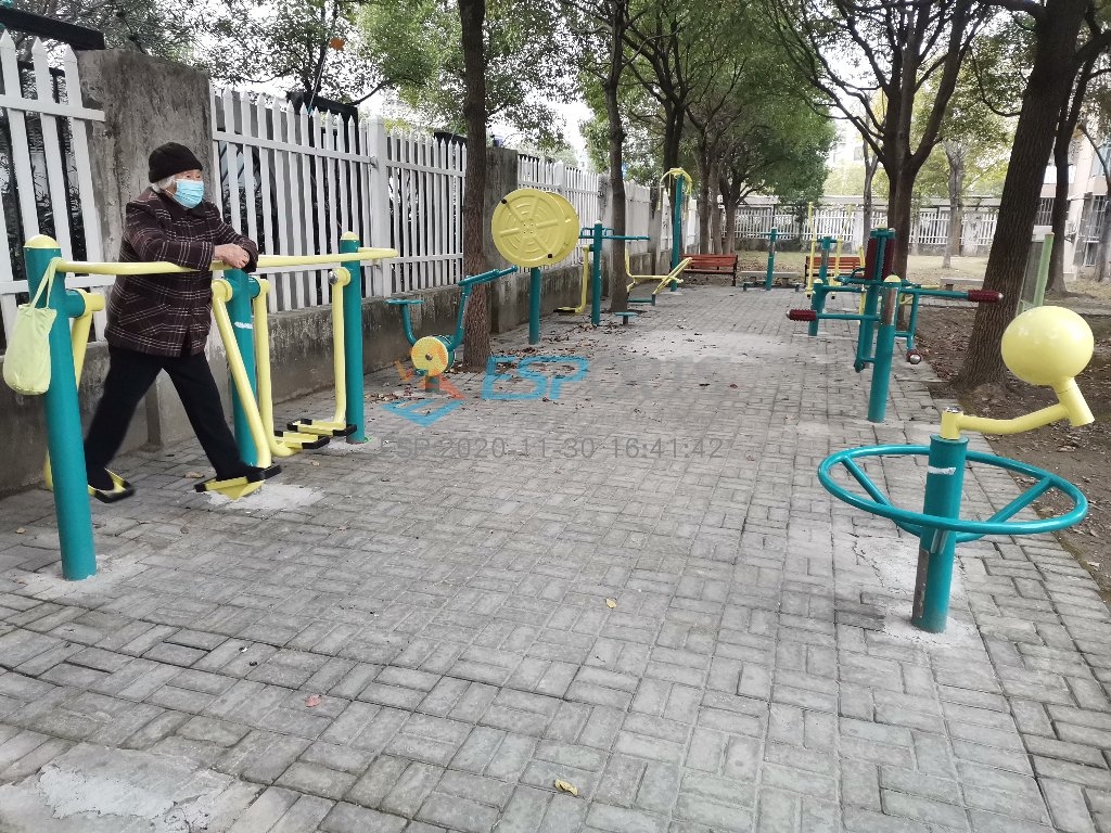 東方康德家園健身點(diǎn)