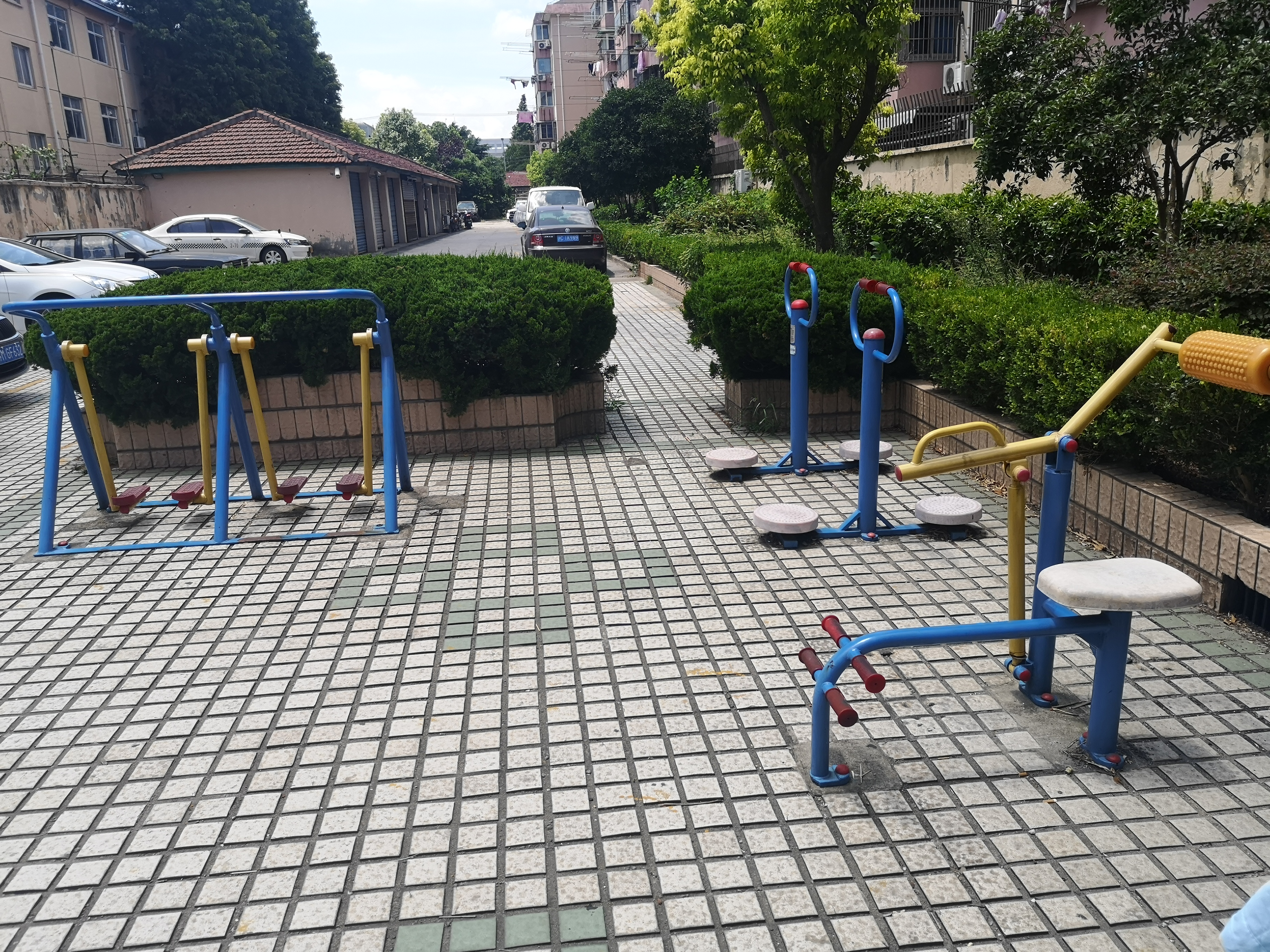 曹行居委A健身點(diǎn)