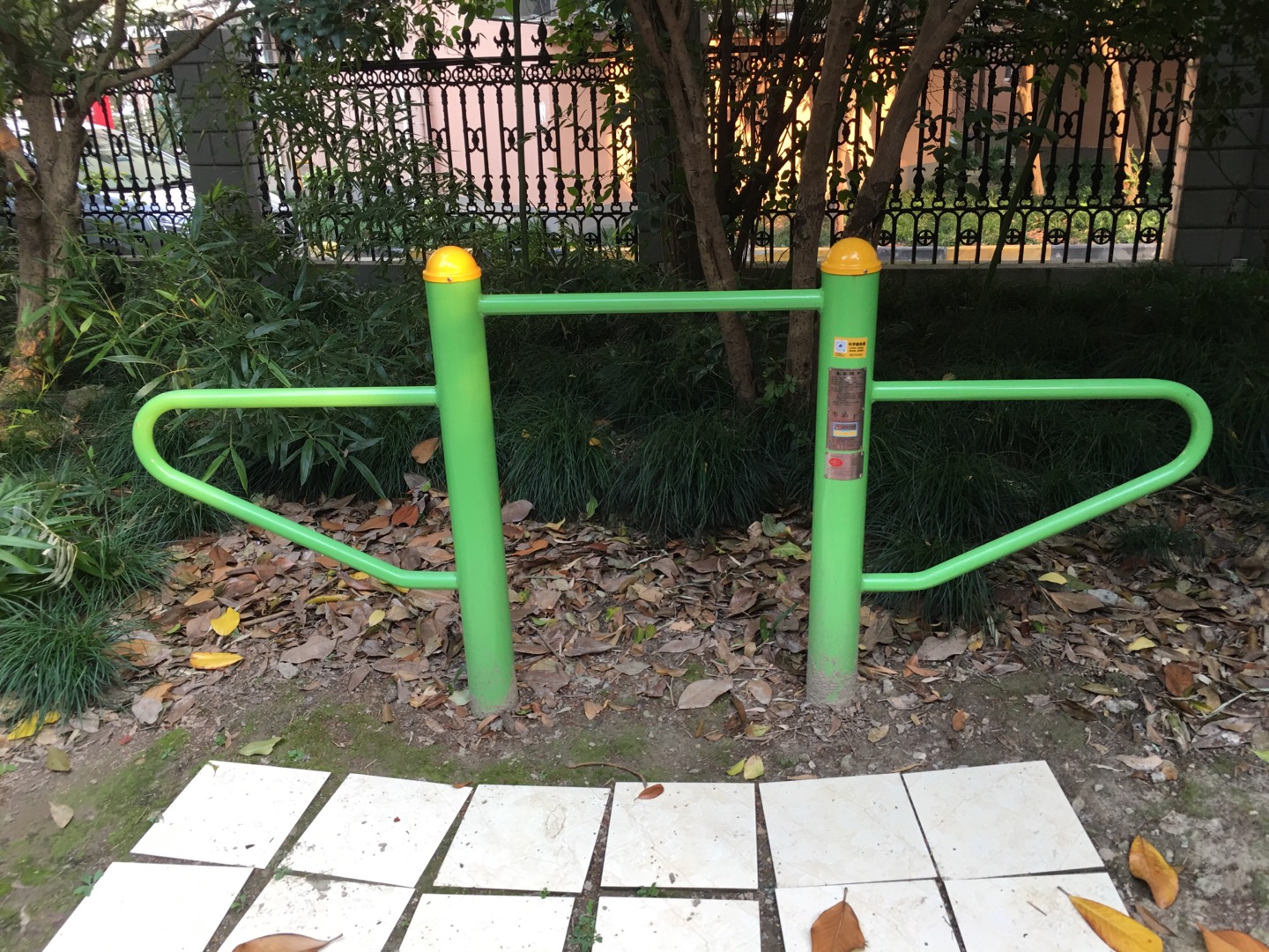 壓腿訓(xùn)練器