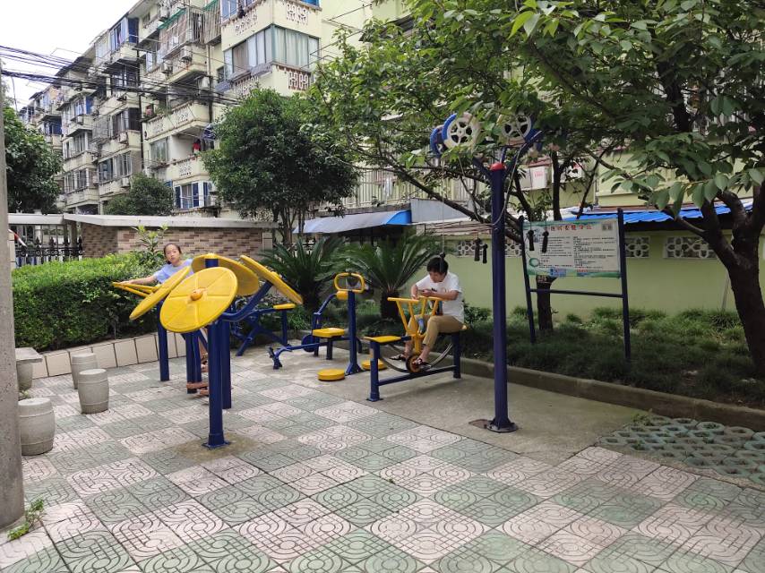 葉池居委健身點