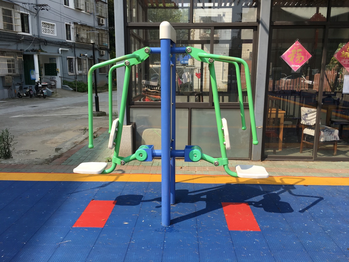 雙立柱前推訓(xùn)練器 雙立柱前推訓(xùn)練器