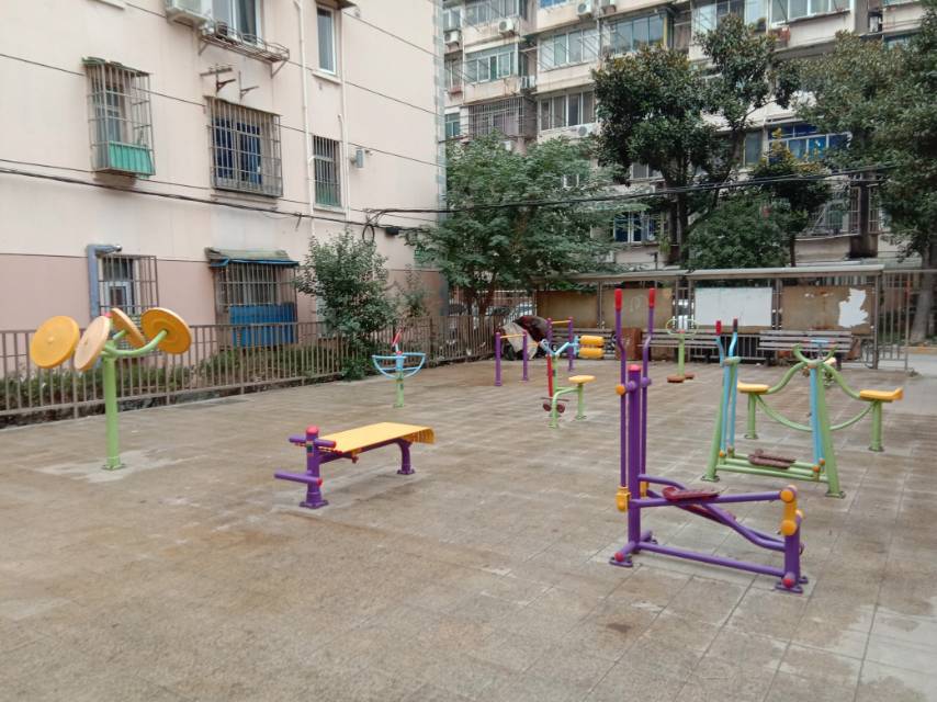 凌三居委健身點(diǎn)