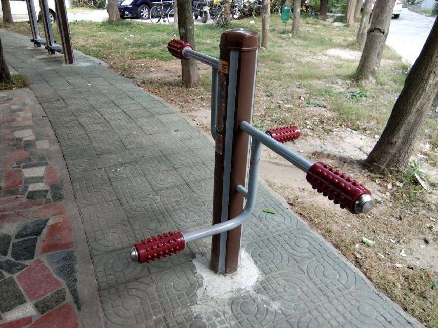 四級壓腿按摩器 四級壓腿按摩器