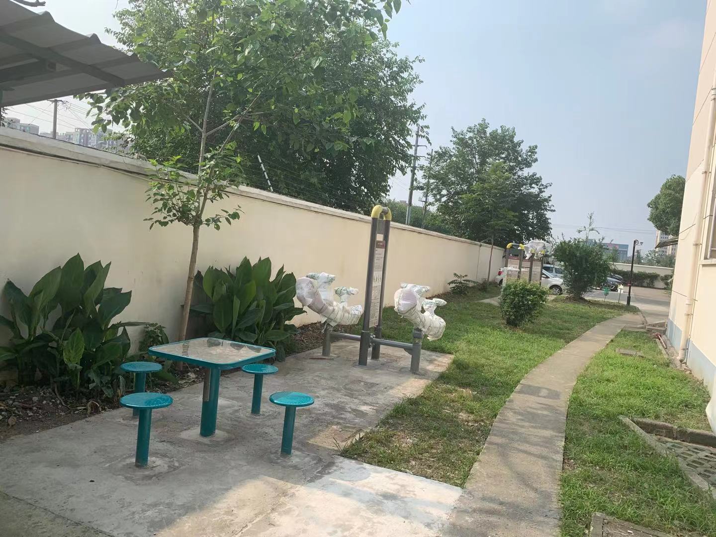 盈浦街道上達(dá)社區(qū)勝利路528弄市民益智健身點(diǎn)