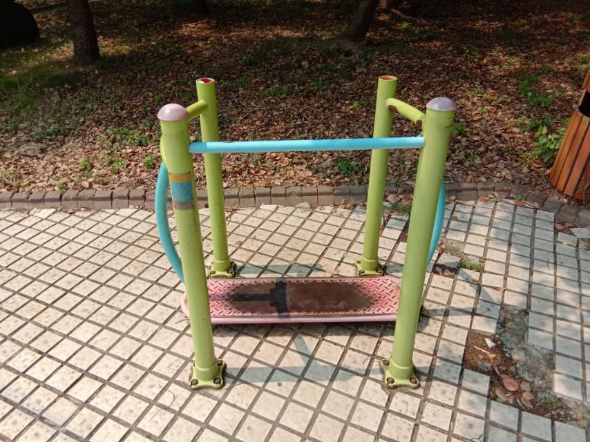 晃板健身器 晃板健身器