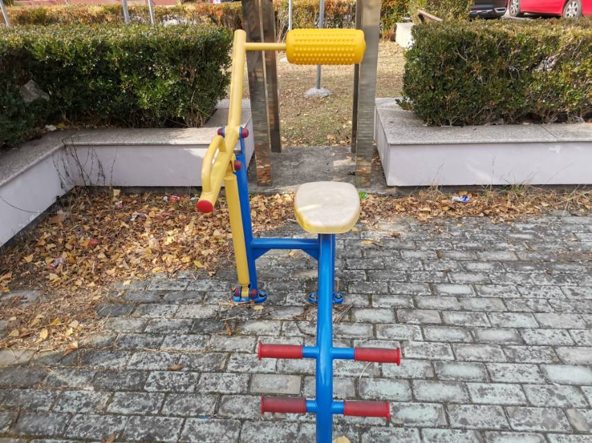 腹背鍛煉器 腹背鍛煉器