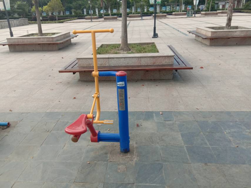 健騎機(jī) 健騎機(jī)