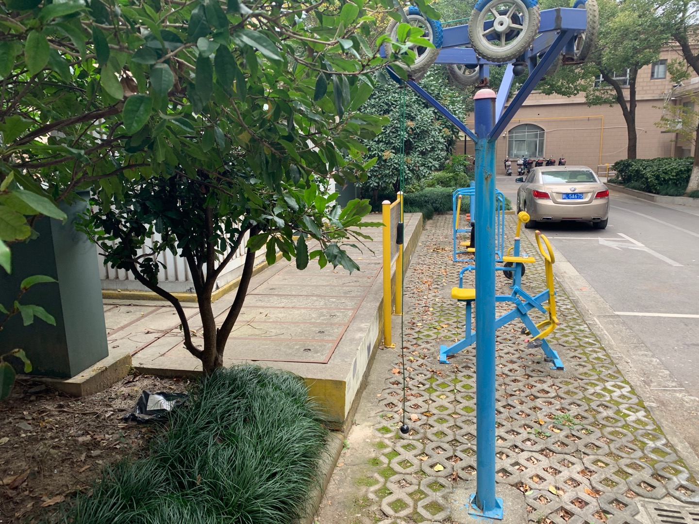 鳳凰城B區(qū)20號(hào)