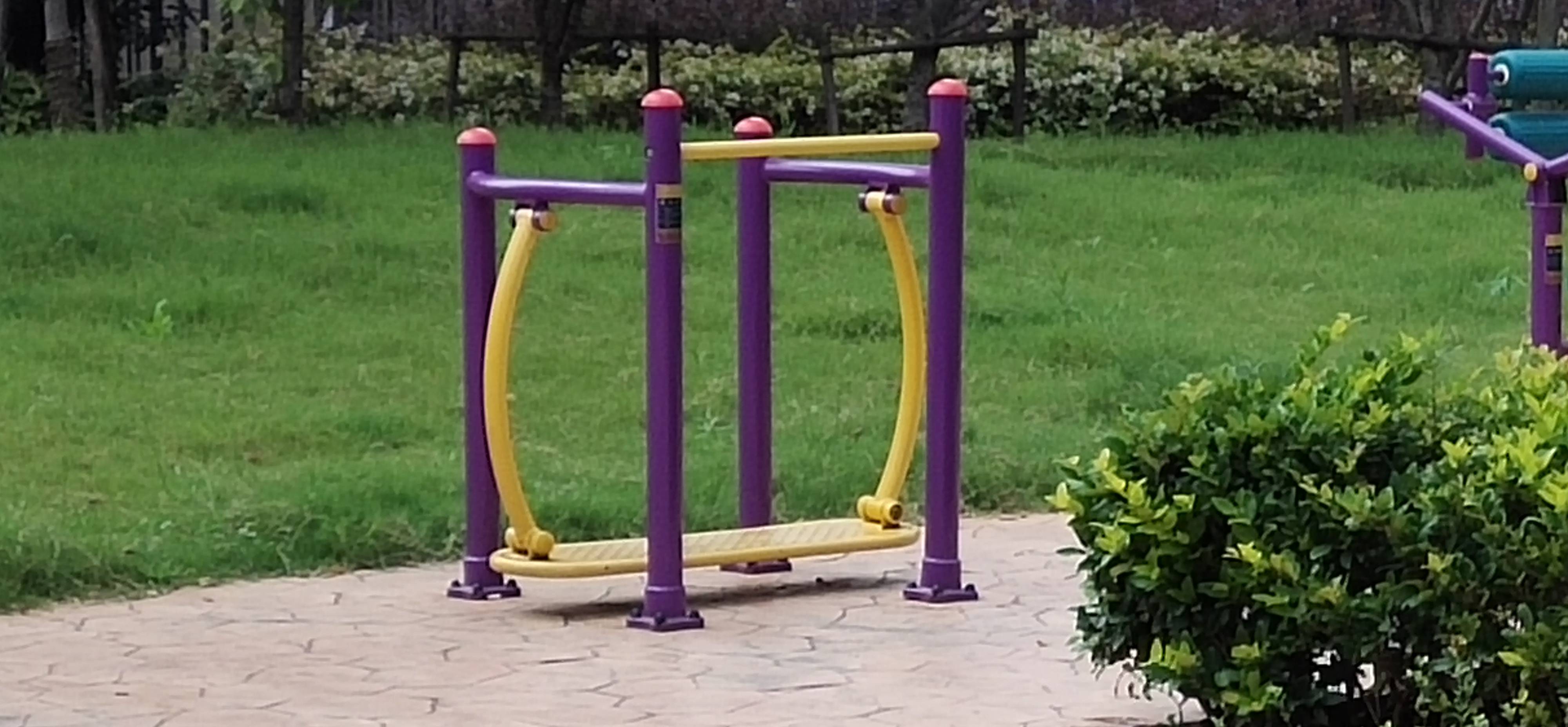 晃板健身器 晃板健身器