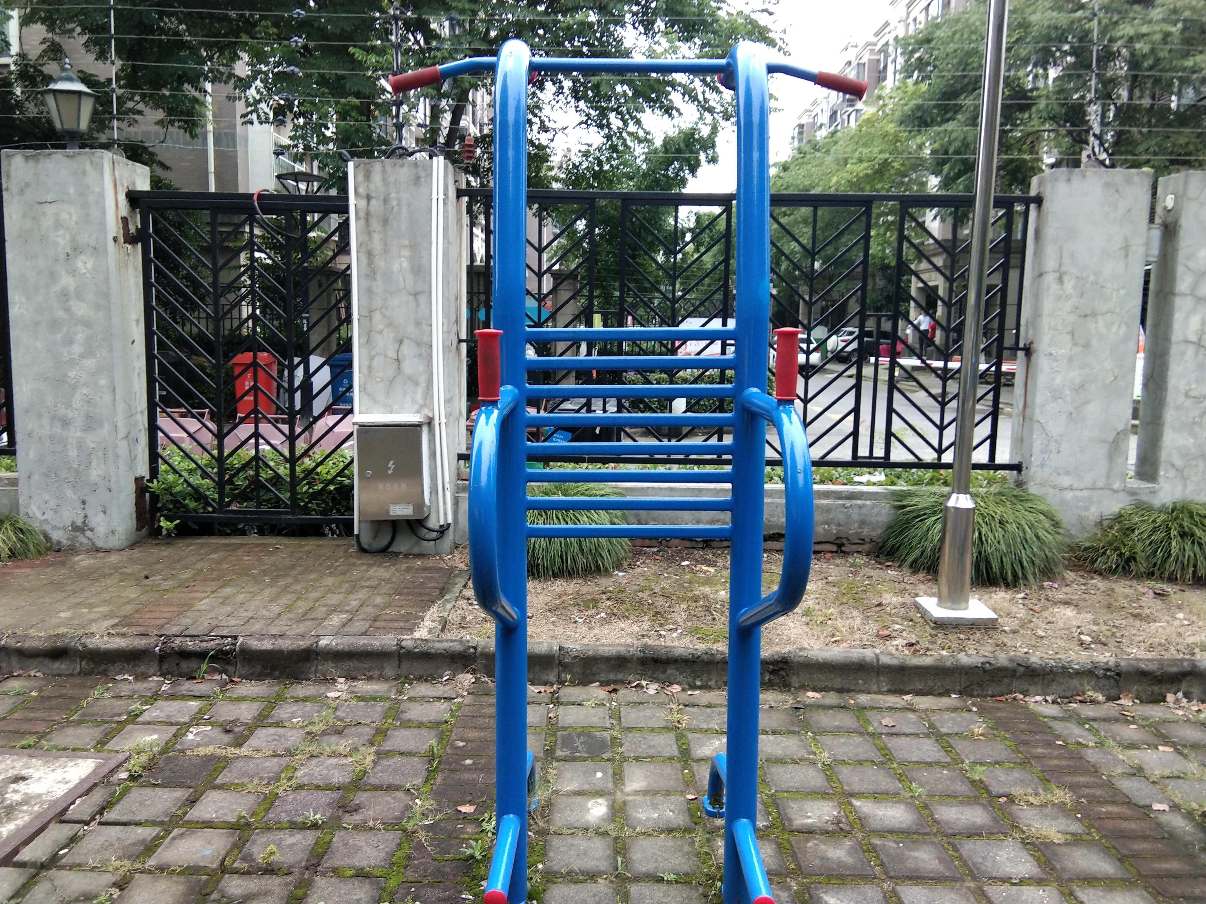 多功能訓(xùn)練器 多功能訓(xùn)練器