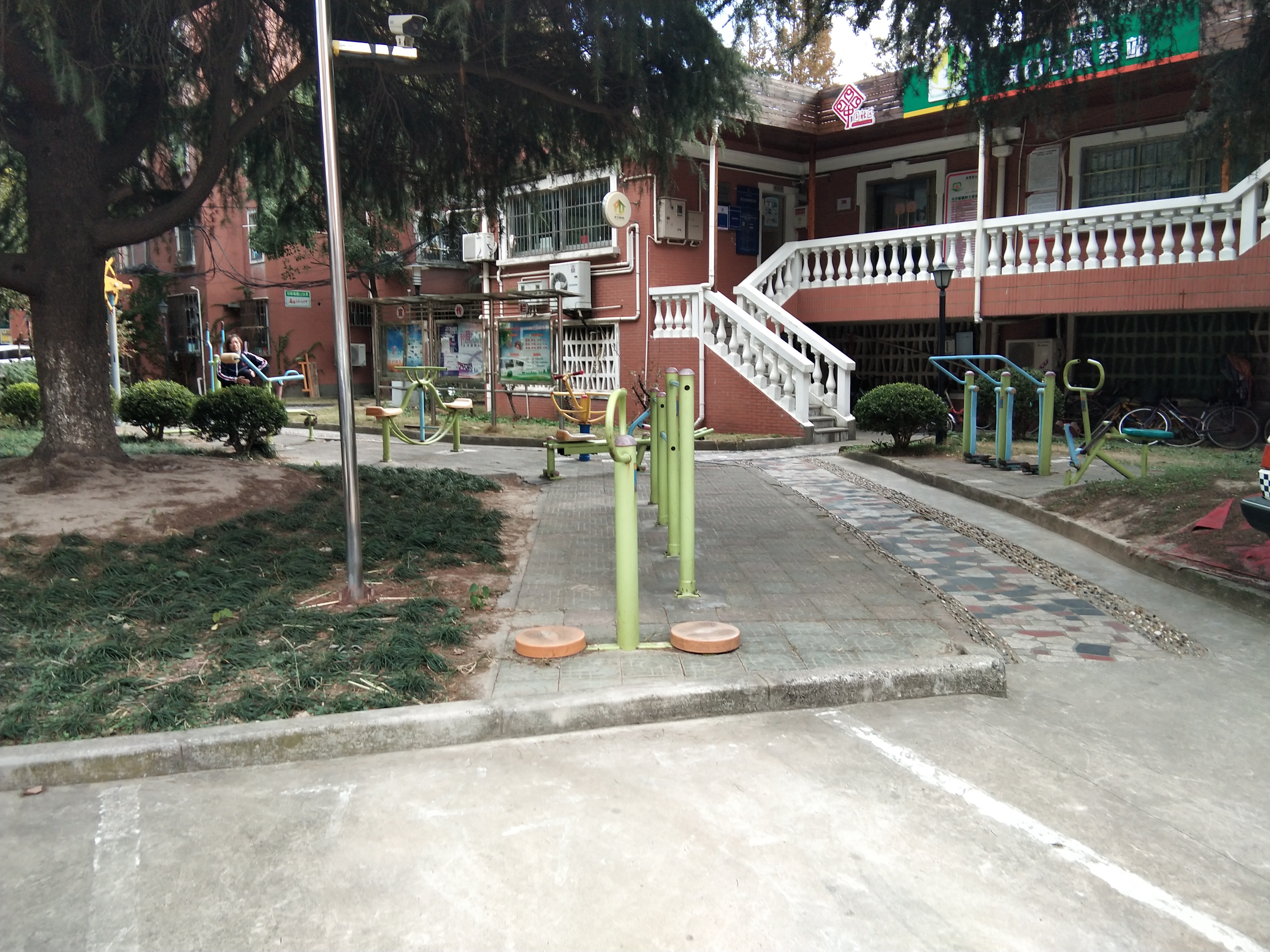 王橋苑小區(qū)健身點(diǎn)