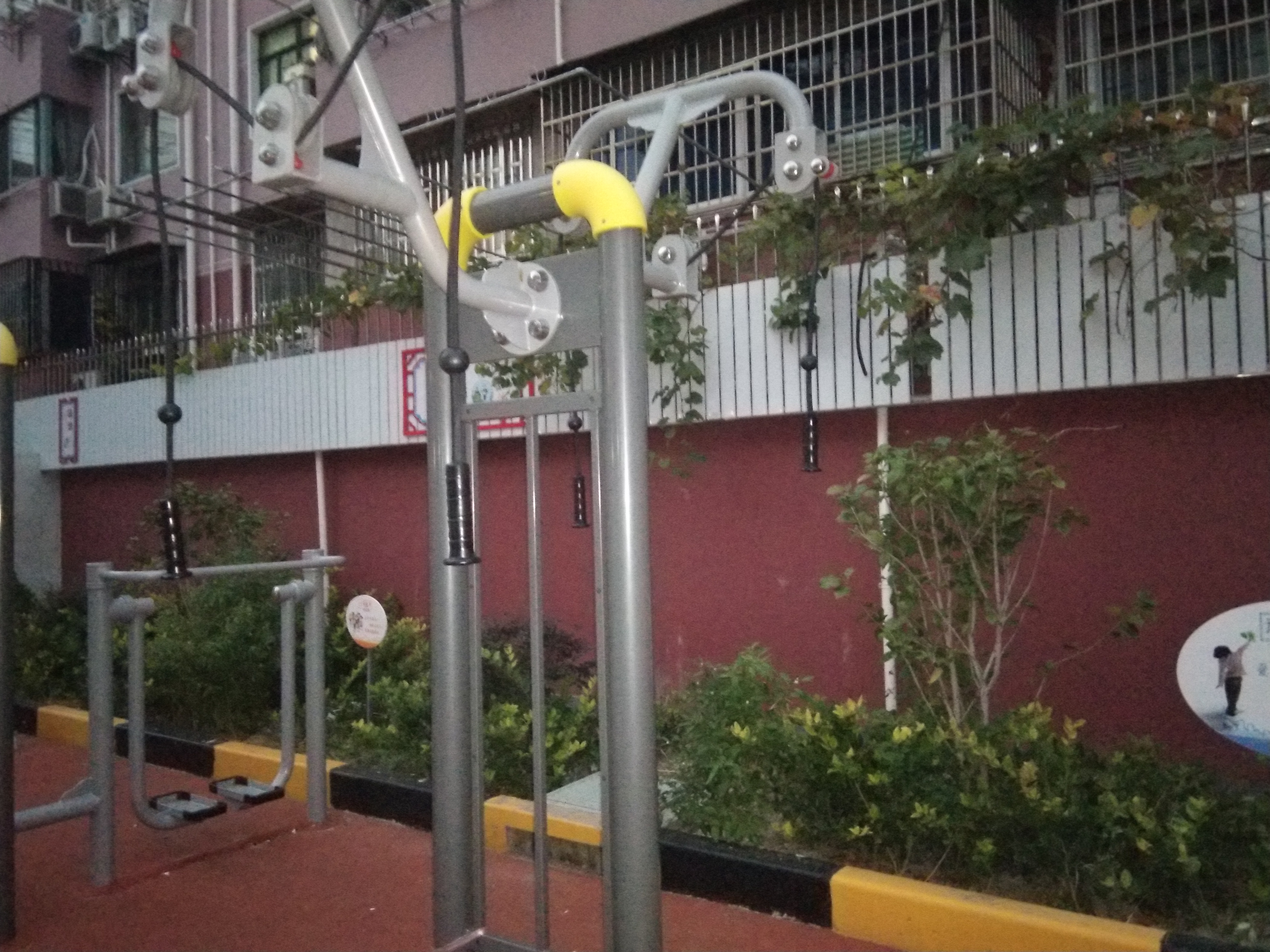 雙位上肢牽引器