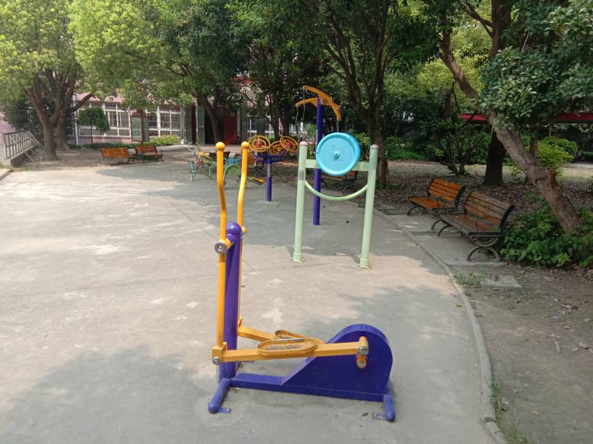 老年活動中心健身苑點