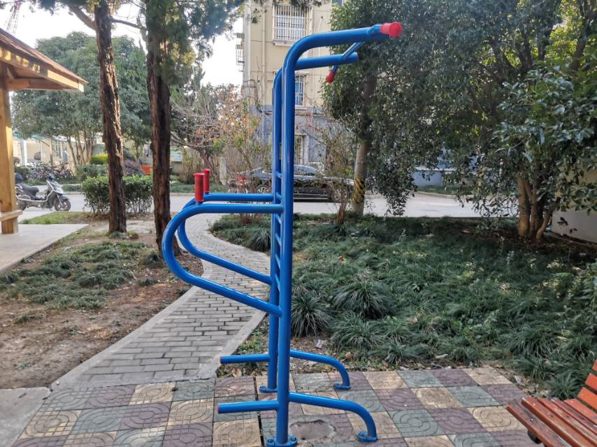 多功能訓(xùn)練器