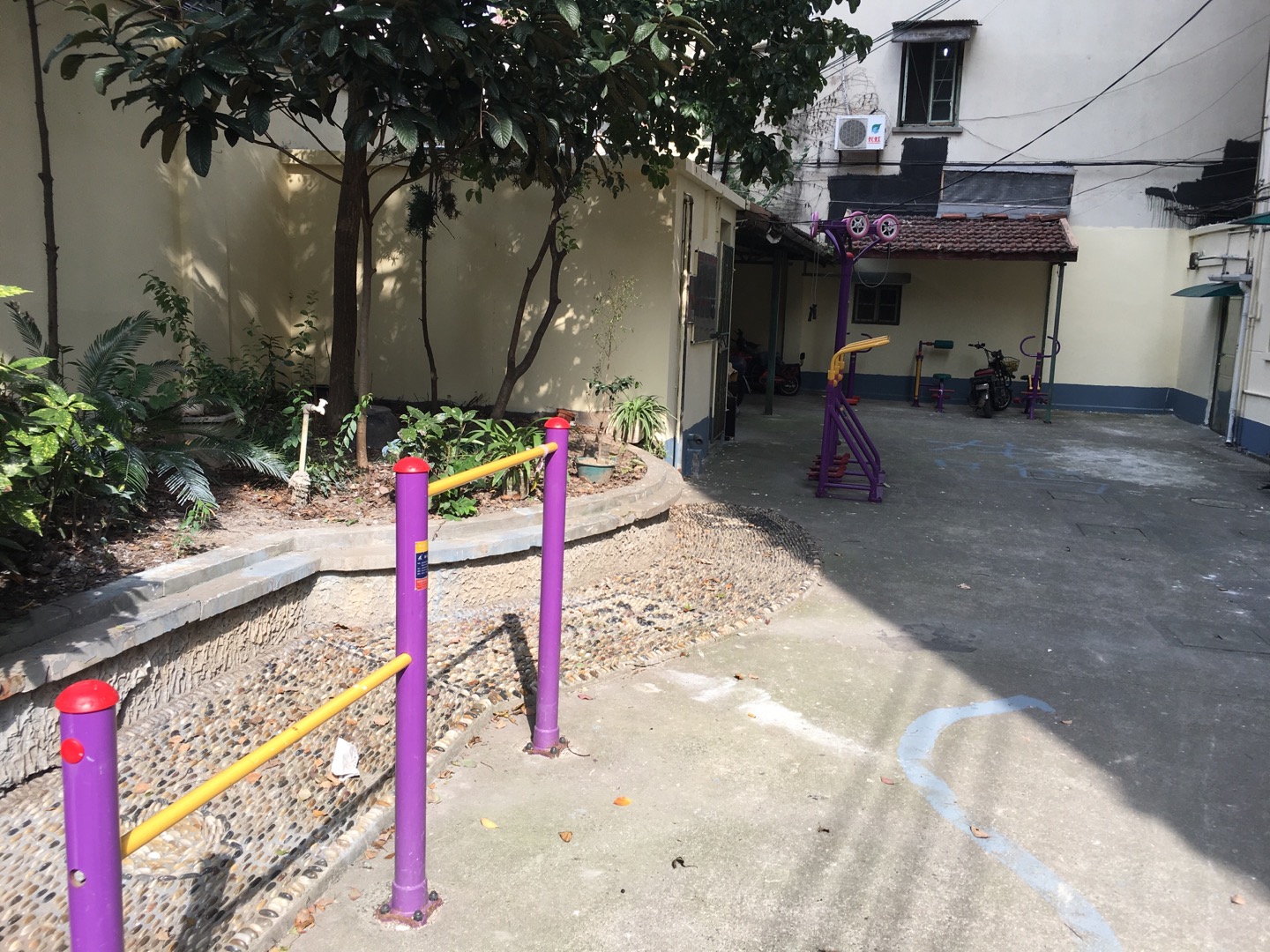 北京西路240弄市民益智健身點