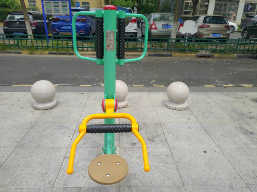 坐式腰背按摩器 坐式腰背按摩器