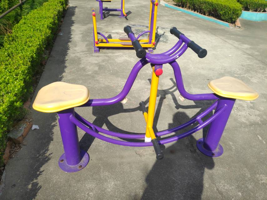 下肢康復(fù)器