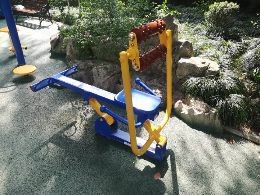 腹背屈伸訓(xùn)練器