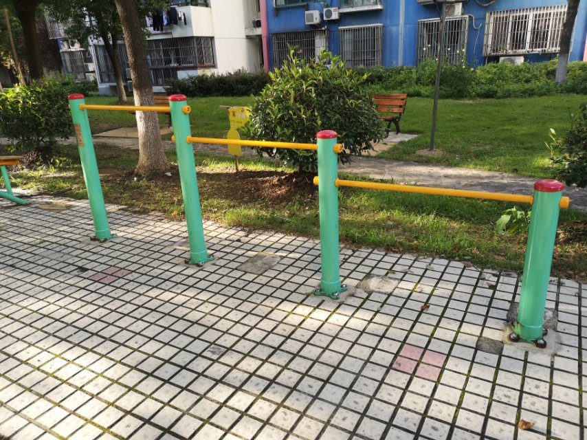 多聯(lián)壓腿架 多聯(lián)壓腿架