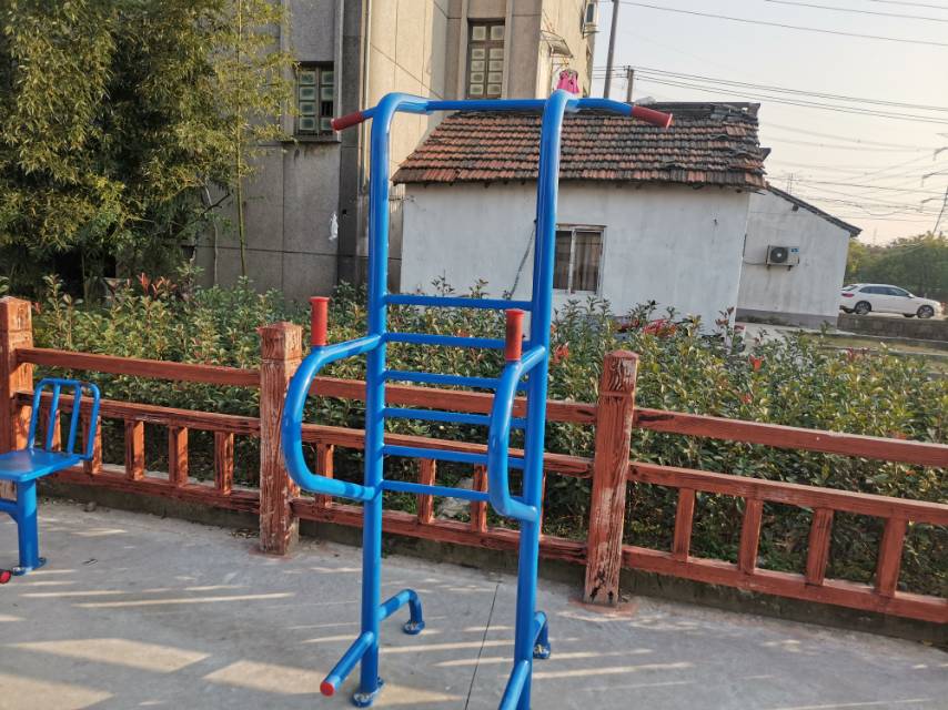 多功能訓(xùn)練器 多功能訓(xùn)練器