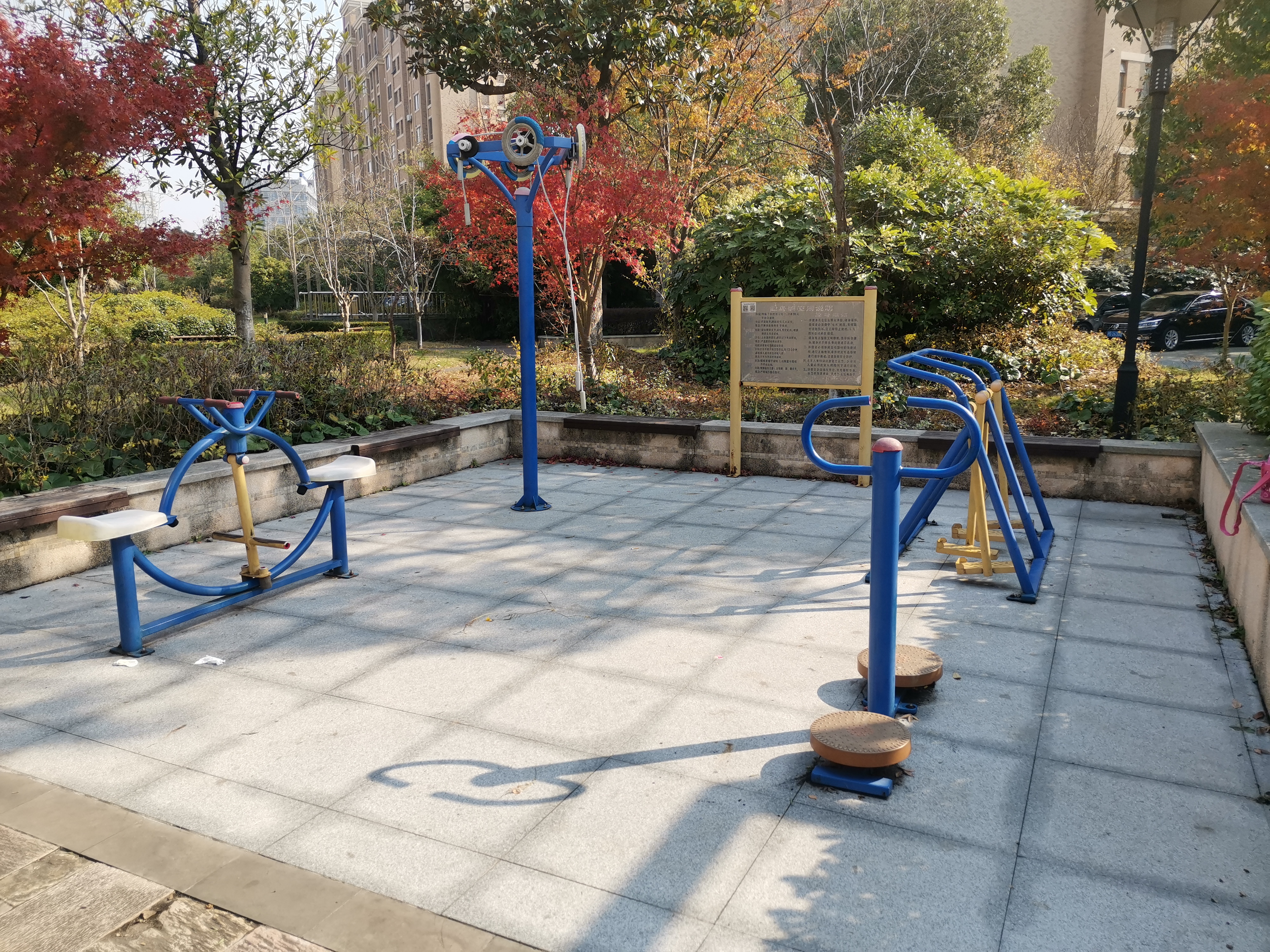 藿香路居委健身苑點(diǎn)