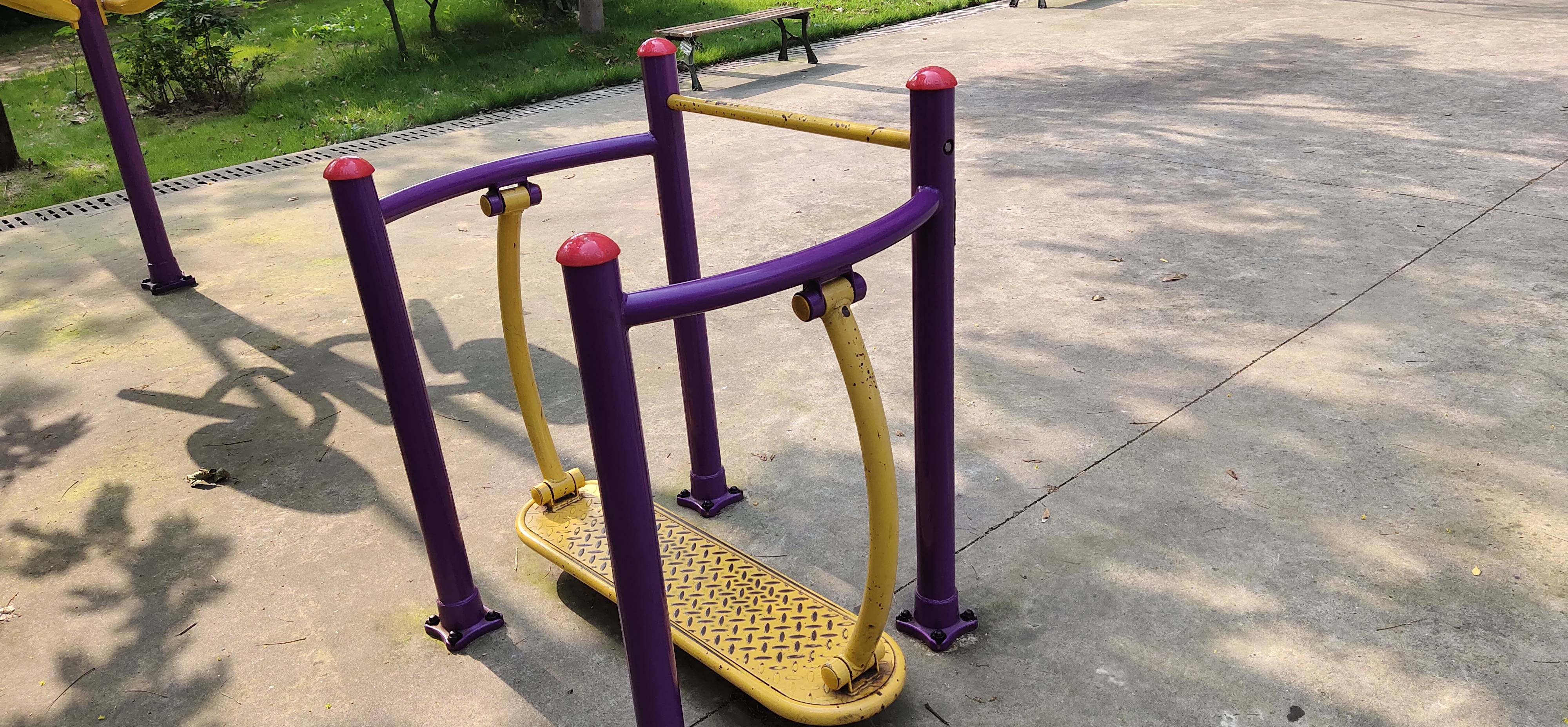 晃板健身器 晃板健身器